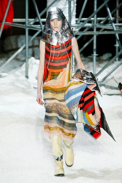 Look 42